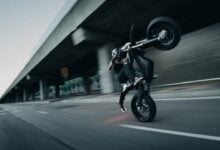 MDP stark varg sm sk ll 80 hp y titanio para 1200x740 1 ¿Revolucionará la Stark VARG SM el segmento de supermotos eléctricas?