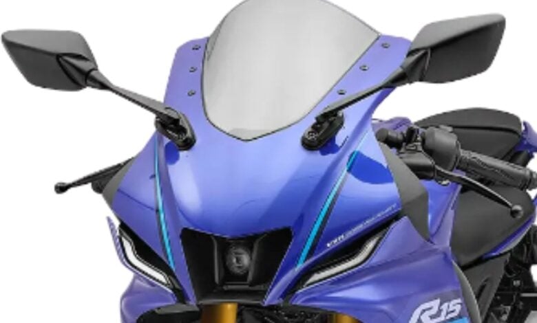 MDP yamaha r15 La Yamaha R15 V4: Quickshifter y Nuevos Colores, ¿El Renacer de un Clásico?