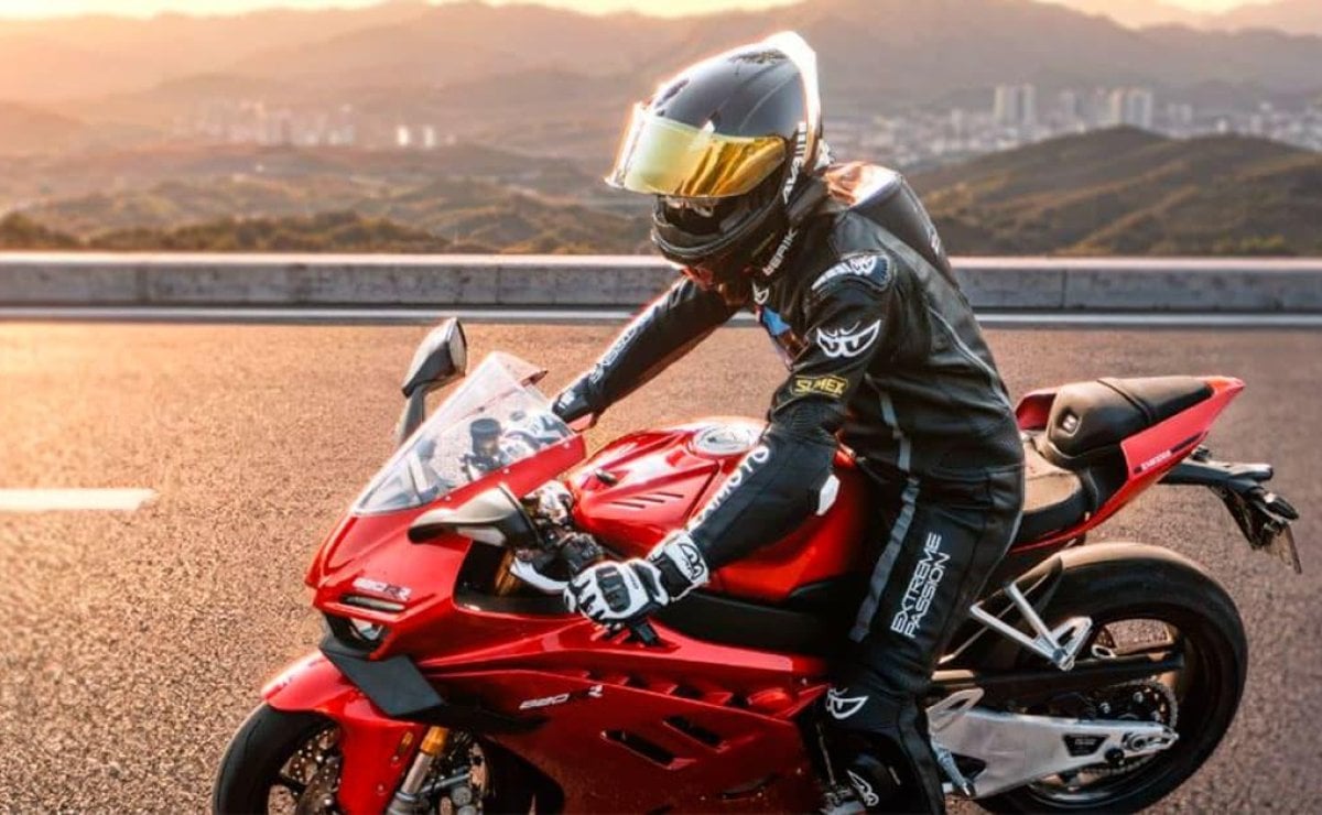 La Innovadora Superbike V5 de ZXMoto: Un Futuro Competitivo MDP zxmoto deportiva v51 La Innovadora Superbike V5 de ZXMoto: Un Futuro Competitivo