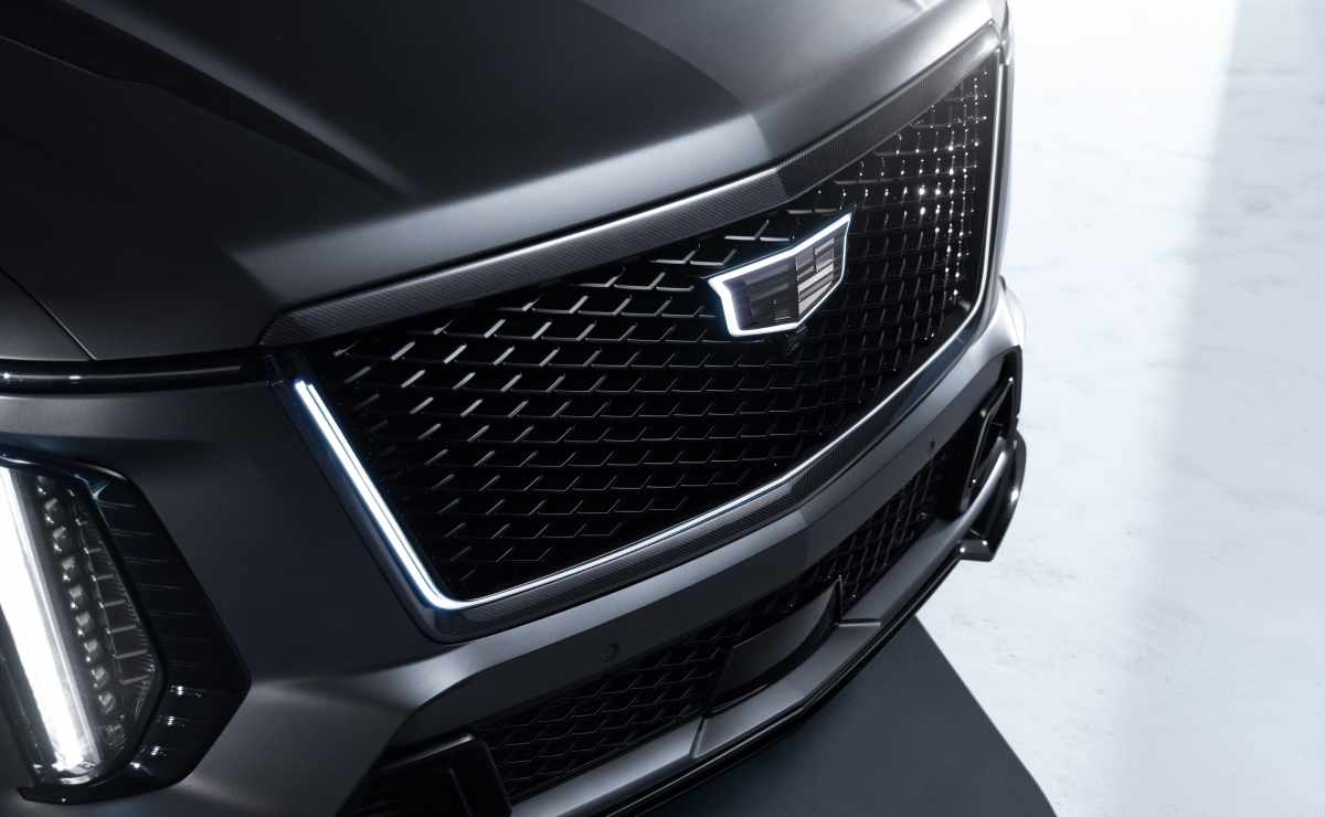 MDP Cadillac Escalade V 2027 SUV Cadillac Escalade V 2027: Lujo y Potencia al Máximo
