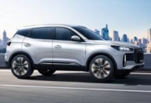 MDP Chery Tiggo 4 Pro Luxury accion 1 Chery revoluciona el mercado con su SUV híbrido compacto: ¿una nueva era para la movilidad urbana?