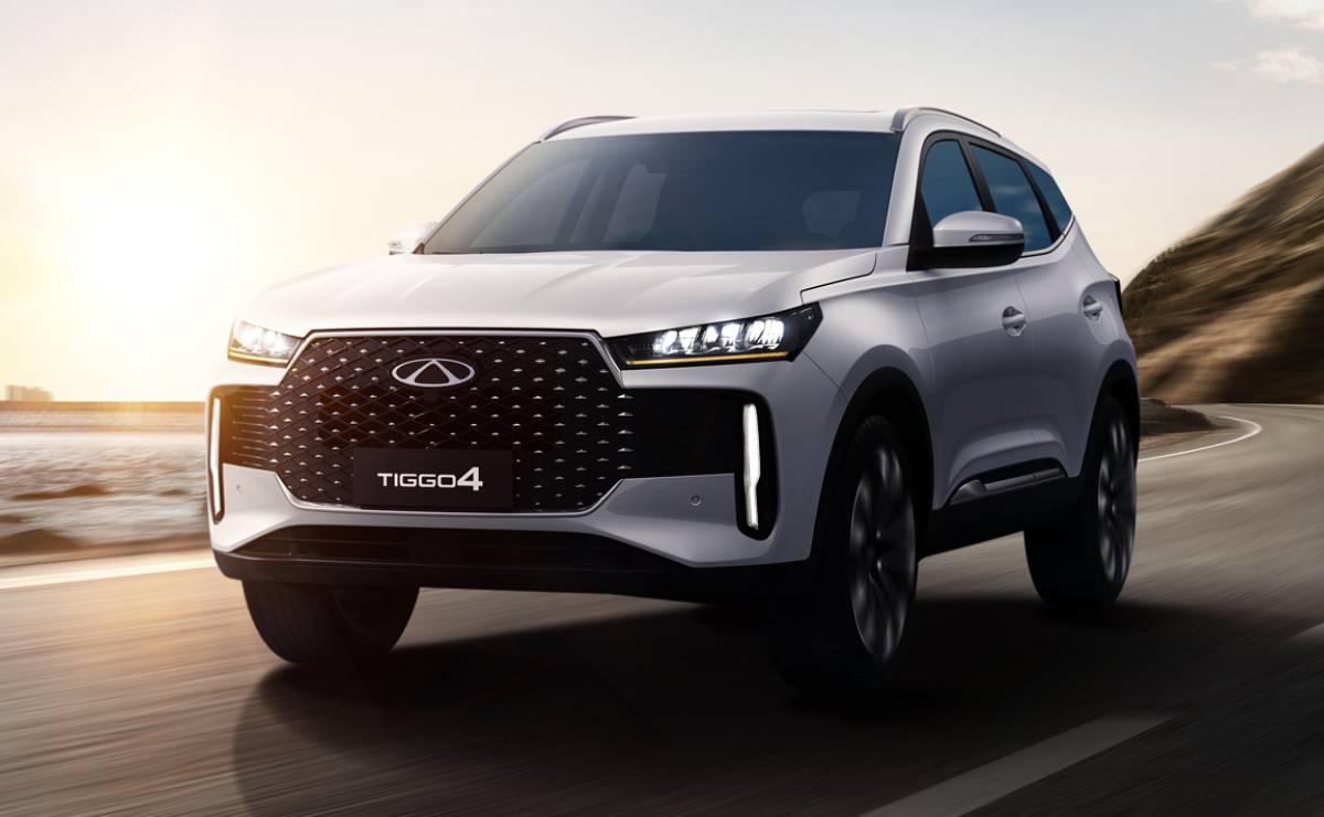 Chery revoluciona el mercado con su SUV híbrido compacto: ¿una nueva era para la movilidad urbana? MDP Chery Tiggo 4 Pro Luxury accion Chery revoluciona el mercado con su SUV híbrido compacto: ¿una nueva era para la movilidad urbana?
