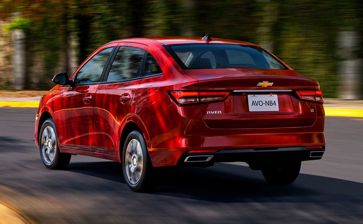 MDP Chevrolet Aveo sedan accion Chevrolet Aveo Sedán 2025: Un Juego de Precios que Sacude el Mercado de Autos Nuevos y Usados en México