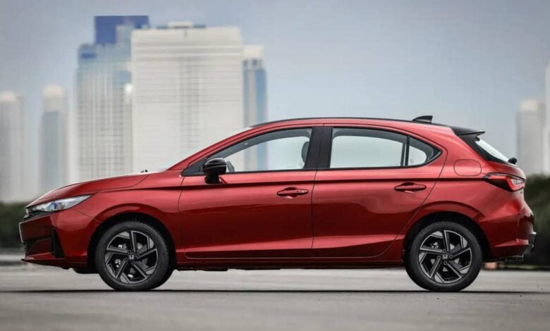 Honda City Hatchback 2027: Innovación y potencia en un tamaño compacto MDP Hatchback Honda City 2027 perfil Honda City Hatchback 2027: Innovación y potencia en un tamaño compacto