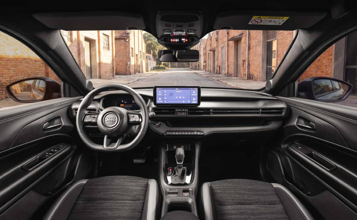 MDP Jeep Avenger Altitude interior Jeep Avenger Altitude 2027: El SUV Híbrido que Revoluciona el Mercado Brasileño