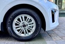 MDP Kia Soluto Sedan 4 El Kia Soluto se Renovó en Chile: ¿Vale la Pena su Nueva Versión Automática?