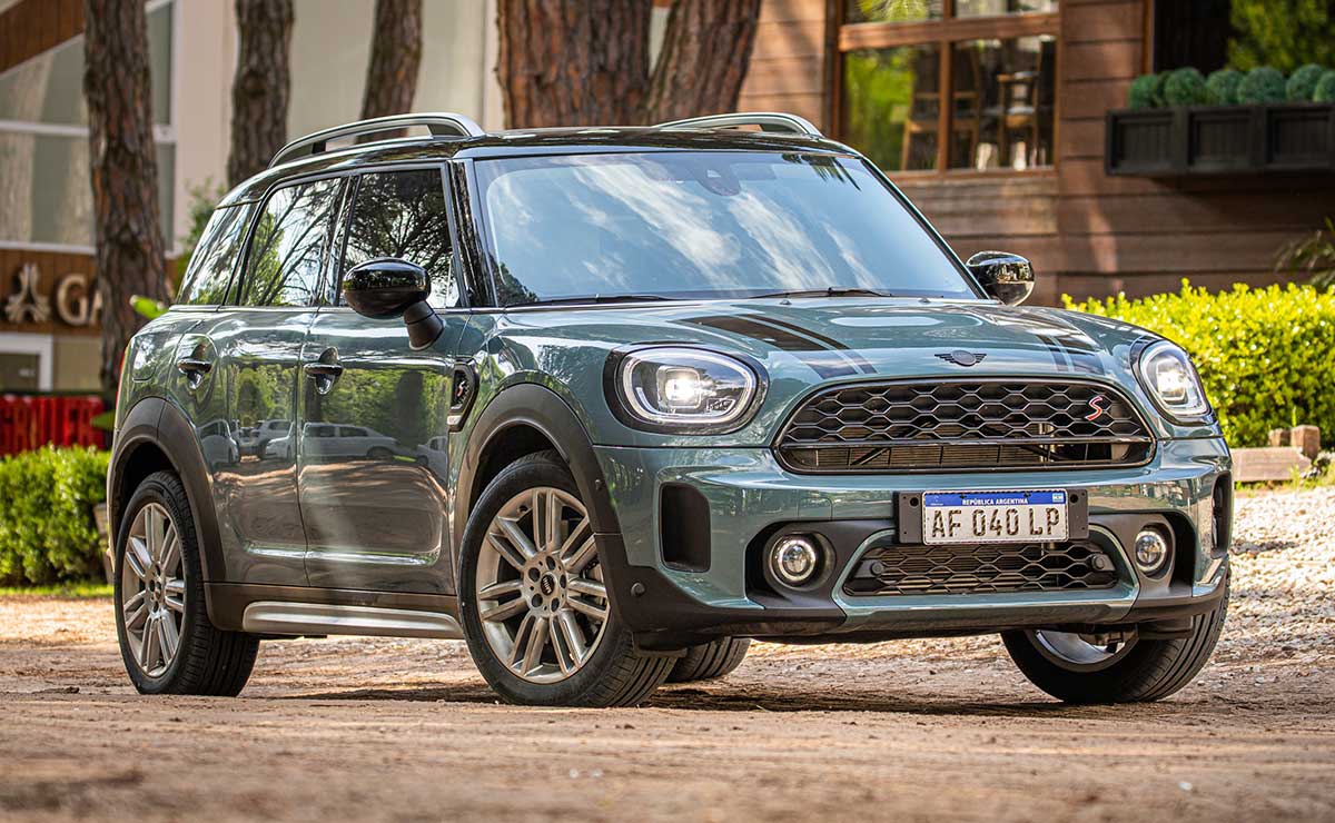 ¿Qué Hace al MINI Countryman Untamed Tan Especial? Un Vistazo en Profundidad MDP MINI COUNTRYMAN LANZAMIENTO FRENTE ¿Qué Hace al MINI Countryman Untamed Tan Especial? Un Vistazo en Profundidad