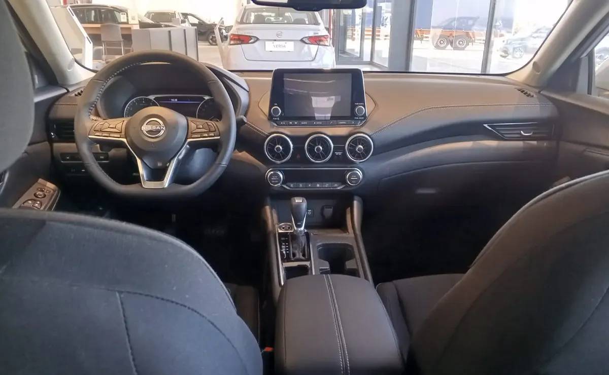 ¿Es el Nissan Sentra Advance la gran novedad en su segmento? MDP Nissan Sentra Advance interior ¿Es el Nissan Sentra Advance la gran novedad en su segmento?