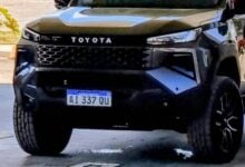 MDP Nueva Toyota Hilux 2027 trompa Toyota Hilux 2027: Un Salto Evolutivo Hacia la Electrificación