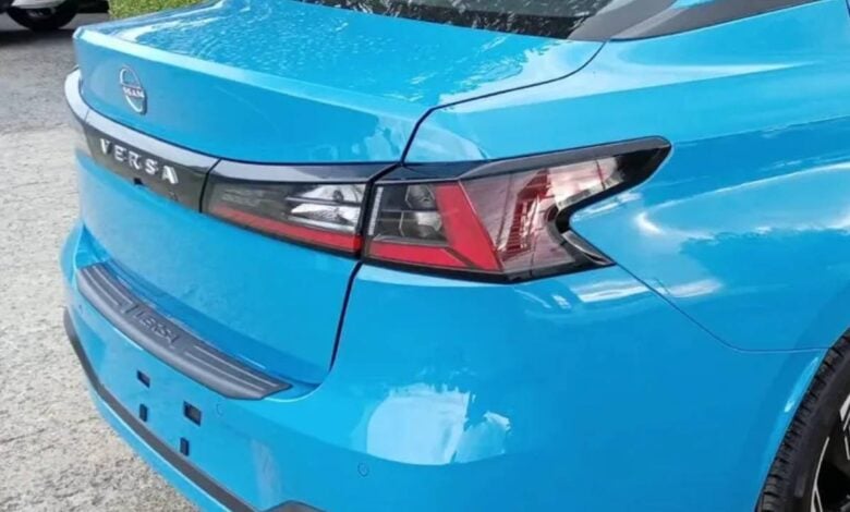 Nissan Versa 2027: Un Renovado Favorito con Mejora en Conectividad y Seguridad MDP Nuevo Nissan Versa 2027 cola 1 Nissan Versa 2027: Un Renovado Favorito con Mejora en Conectividad y Seguridad