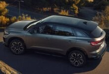 MDP Nuevo Renault Austral perfil ¿Es el Renault Austral E-Tech el SUV híbrido que dominará las calles?