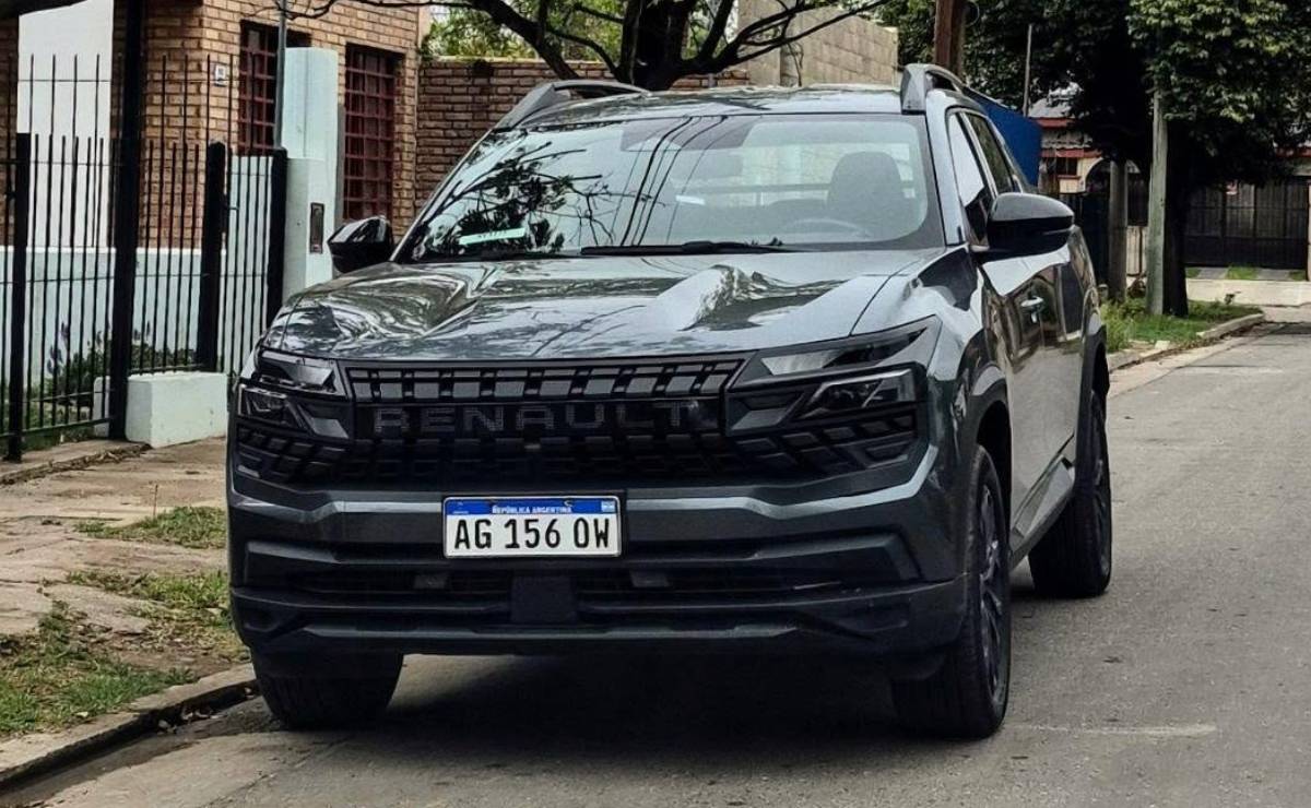 Renault Niagara: La Revolución Turbo que Acelera el Segmento de Pick-Ups en Argentina MDP Renault Niagara calle 1 Renault Niagara: La Revolución Turbo que Acelera el Segmento de Pick-Ups en Argentina