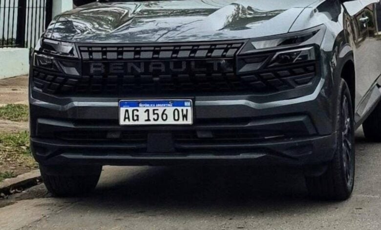 Renault Niagara: La Revolución Turbo que Acelera el Segmento de Pick-Ups en Argentina MDP Renault Niagara calle Renault Niagara: La Revolución Turbo que Acelera el Segmento de Pick-Ups en Argentina