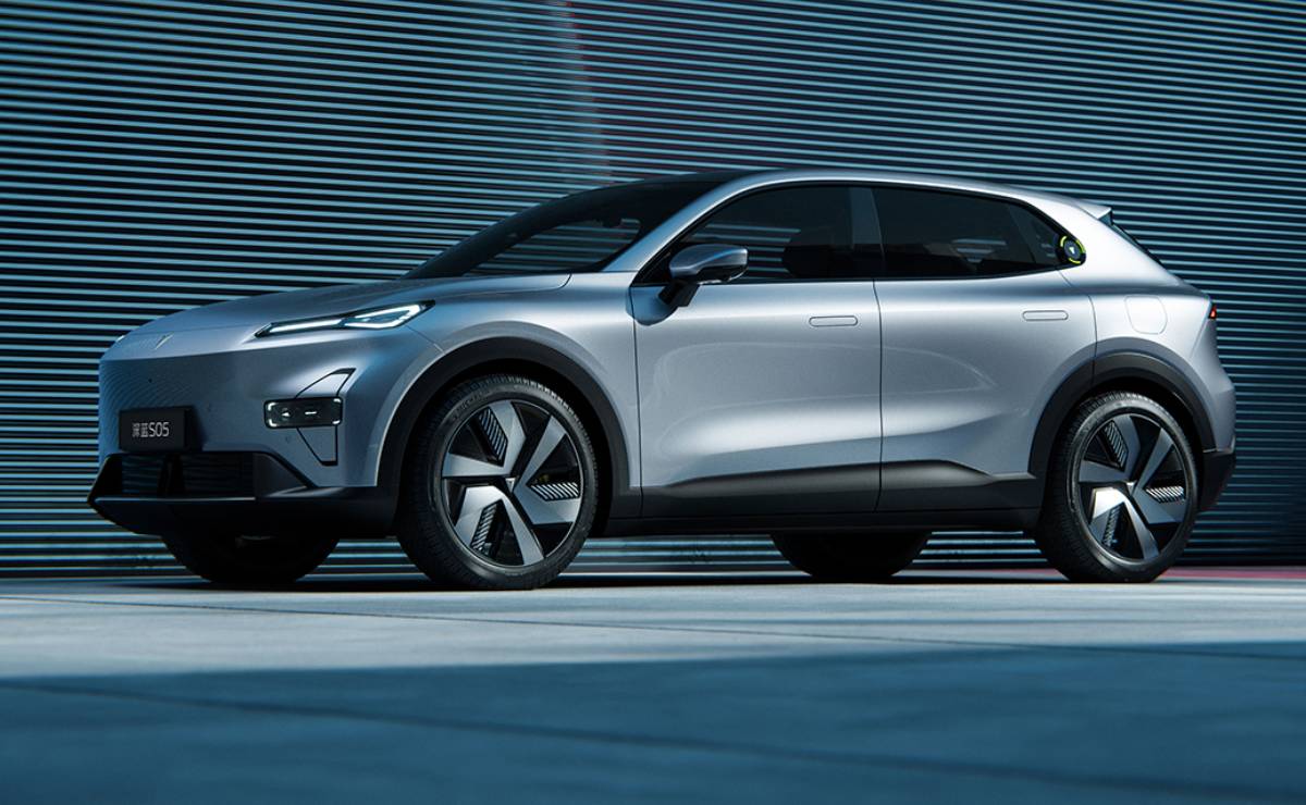 MDP SUV Deepal S05 frente Deepal S05: Descubre el nuevo SUV híbrido enchufable que revoluciona Argentina