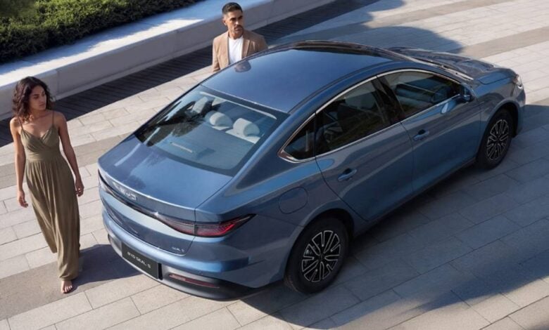 El Efecto BYD Seal 5 DM-i: ¿Revolucionará el Mercado de los Sedanes en Argentina? MDP Sedan BYD Seal 5 DM i trasera El Efecto BYD Seal 5 DM-i: ¿Revolucionará el Mercado de los Sedanes en Argentina?