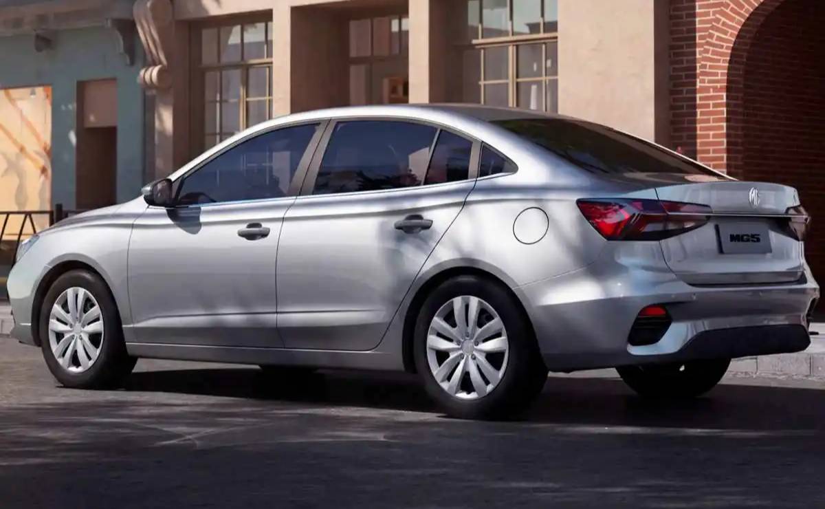 MDP Sedan MG 5 Plus trasera MG 5 Plus 2027: La Novedosa Incursión en el Mercado Colombiano
