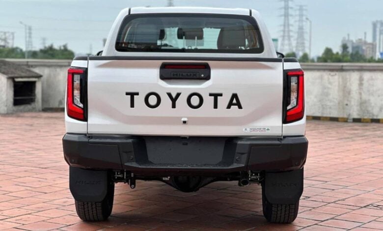 Toyota Hilux 2027: La pick-up que desafía el futuro con su versión eléctrica MDP Toyota Hilux 2027 cola Toyota Hilux 2027: La pick-up que desafía el futuro con su versión eléctrica
