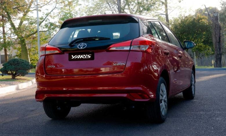 Toyota Yaris se Renovó: Precios y Características en Argentina para Septiembre MDP Toyota Yaris XS CVT trasera Toyota Yaris se Renovó: Precios y Características en Argentina para Septiembre