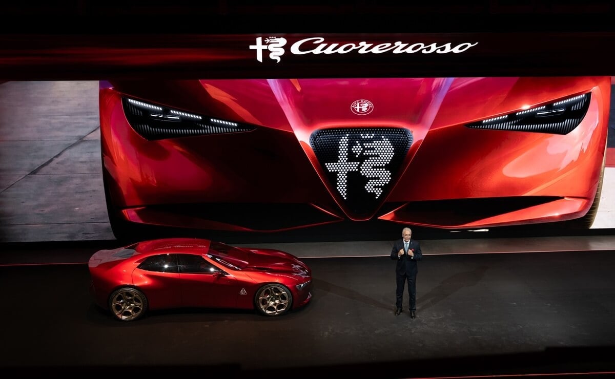 MDP alfa romeo santo ficili Stellantis Deslumbra en París con Seis Concept Cars Innovadores