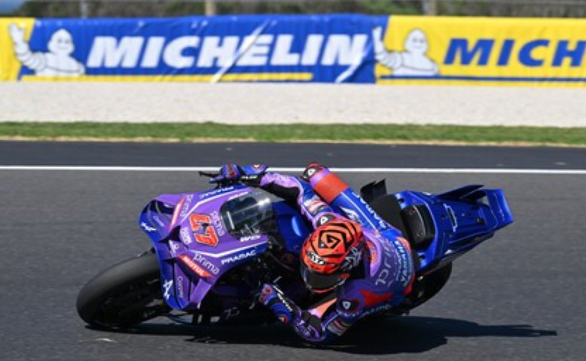 MDP bezzecchi destroza phillip island aprili La Aprilia RS-GP: Innovación y Potencia en la Competencia