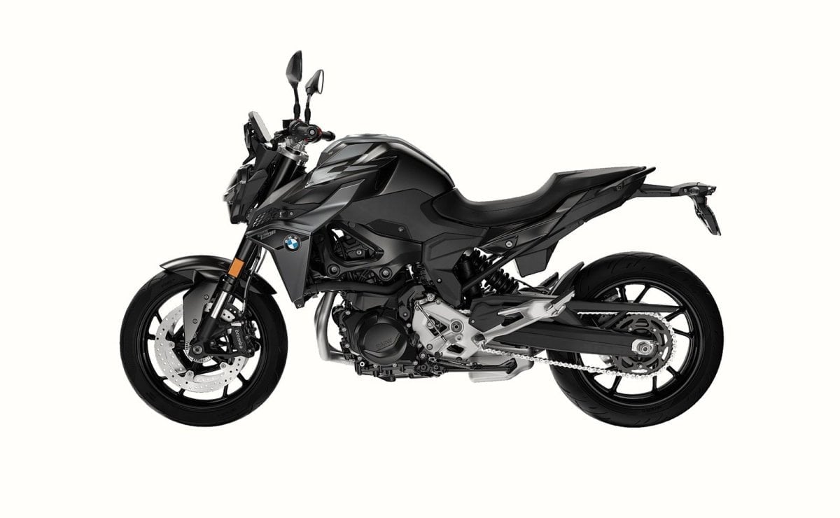 BMW F 900 R Black Edition: La motocicleta que redefine la elegancia y tecnología sobre dos ruedas MDP bmw f900 black edition3 BMW F 900 R Black Edition: La motocicleta que redefine la elegancia y tecnología sobre dos ruedas