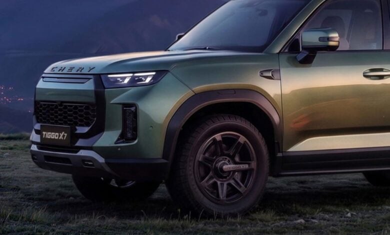 El Nuevo Contendiente Híbrido: Un C-SUV PHEV que Promete Innovación MDP el suv de 347 cv que resucit a ebro y se 1200x740 1 El Nuevo Contendiente Híbrido: Un C-SUV PHEV que Promete Innovación