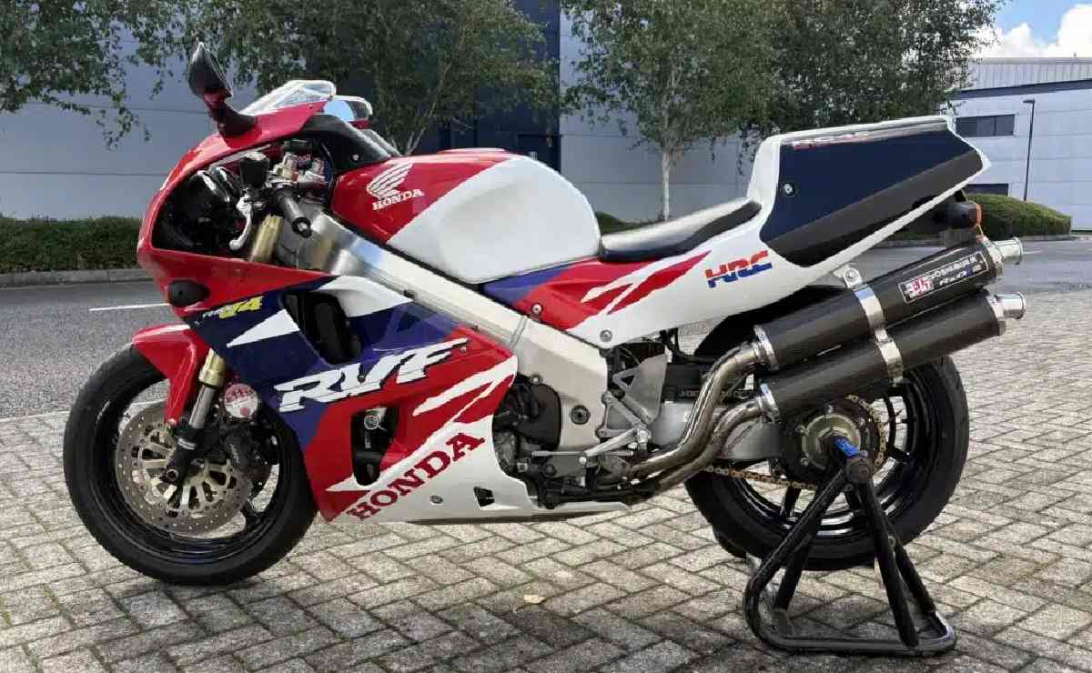 MDP honda RVF750R RC45 subasta La Subasta que Hará Historia: Más de 200 Motos Clásicas en Solihull