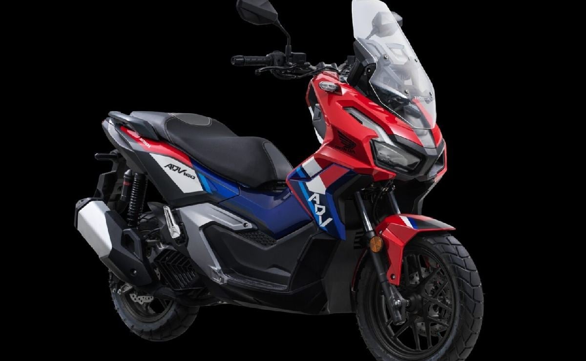 Nuevo lanzamiento: Honda ADV160 Trico Edition llega a Malasia, la fusión perfecta de estilo y nostalgia MDP honda adv160 triclor Nuevo lanzamiento: Honda ADV160 Trico Edition llega a Malasia, la fusión perfecta de estilo y nostalgia