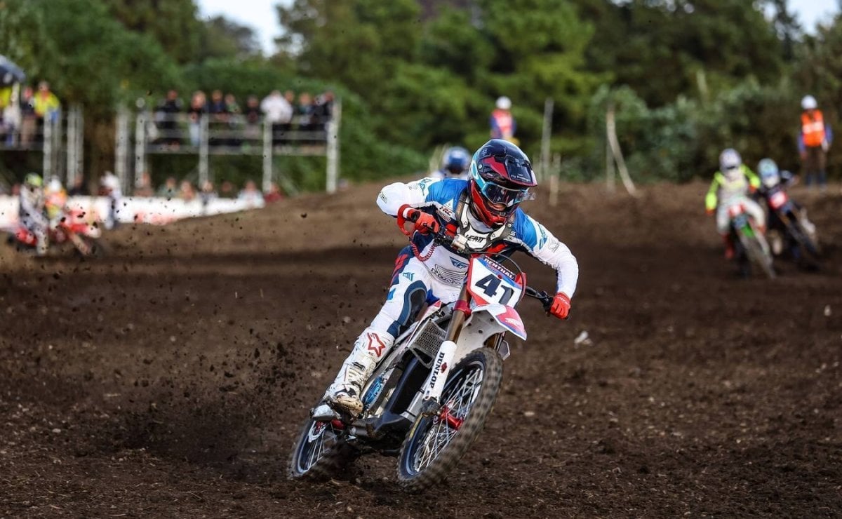 La Fascinante Trayectoria de Peter Berwick y Jason Davies en el Mundo del Motociclismo MDP honda cr electric1 1 La Fascinante Trayectoria de Peter Berwick y Jason Davies en el Mundo del Motociclismo