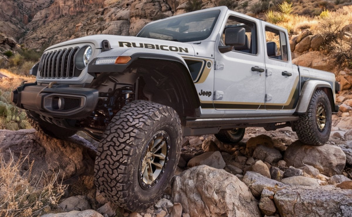 Jeep Gladiator 35-inch Tire Launch Edition: La Revolución Off-Road de 2027 MDP jeep gladiator1 Jeep Gladiator 35-inch Tire Launch Edition: La Revolución Off-Road de 2027