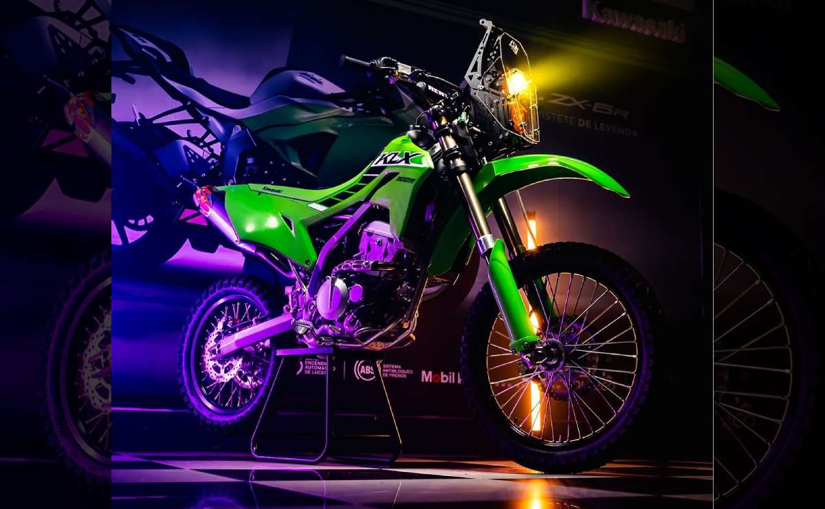 La Versatilidad de la Kawasaki KLX300 R: ¿Un Salto al Asfalto? MDP kawasaki klx 300 rally La Versatilidad de la Kawasaki KLX300 R: ¿Un Salto al Asfalto?