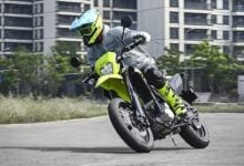 MDP kawasaki klx300sm2 Kawasaki KLX300SM ABS 2027: Más Seguridad sin Perder el Alma Supermoto