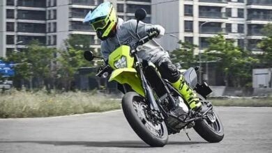 MDP kawasaki klx300sm2 Kawasaki KLX300SM ABS 2027: Más Seguridad sin Perder el Alma Supermoto