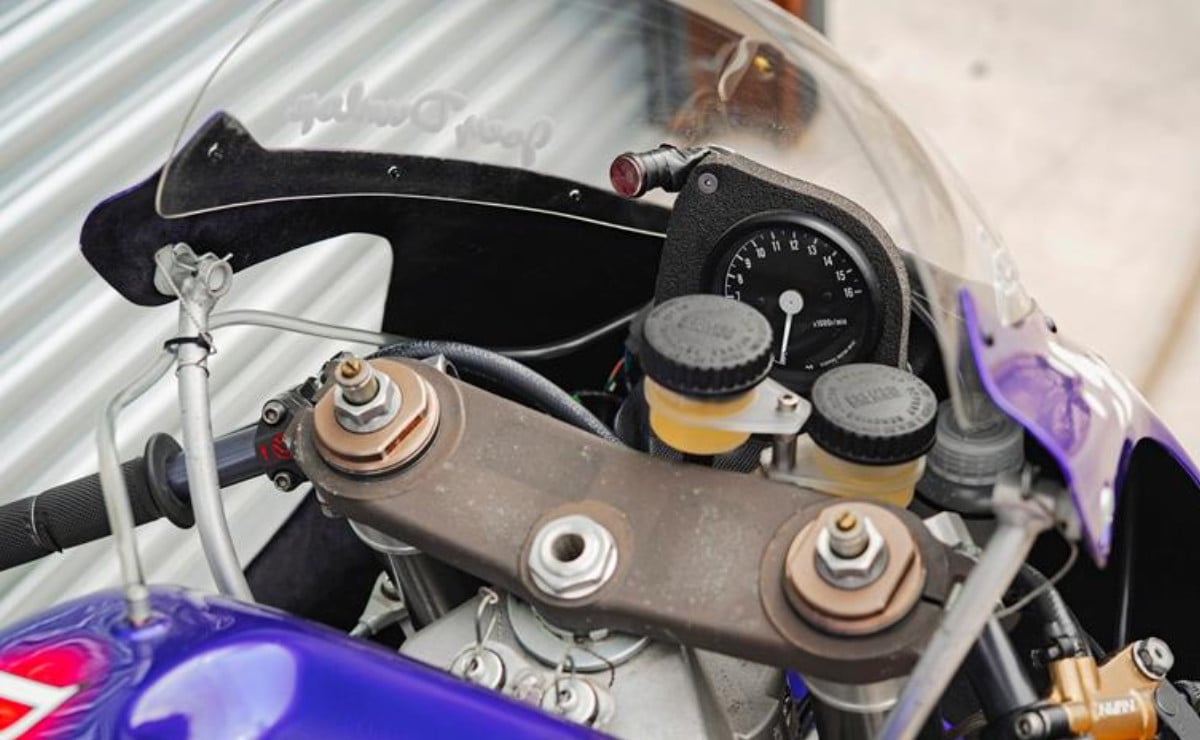 La Fascinante Trayectoria de Peter Berwick y Jason Davies en el Mundo del Motociclismo MDP la honda sp 1 con la que joey dunlop gan La Fascinante Trayectoria de Peter Berwick y Jason Davies en el Mundo del Motociclismo