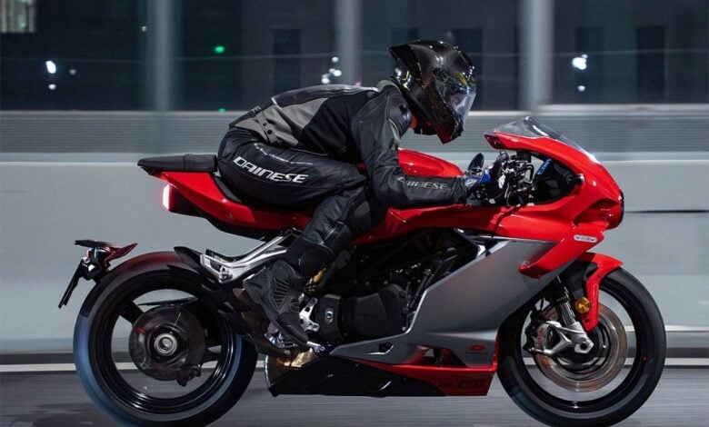 ¿La QJMotor Super 9 puede convertirse en la opción preferida frente a la MV Agusta Superveloce? MDP moto deportiva china2 ¿La QJMotor Super 9 puede convertirse en la opción preferida frente a la MV Agusta Superveloce?