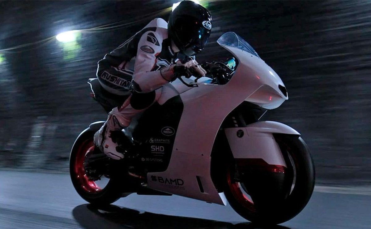 La Revolución de las Pistas: La WMC Mono RR y su Impacto en el Mundo Deportivo MDP moto deportiva motor yamaha1 La Revolución de las Pistas: La WMC Mono RR y su Impacto en el Mundo Deportivo