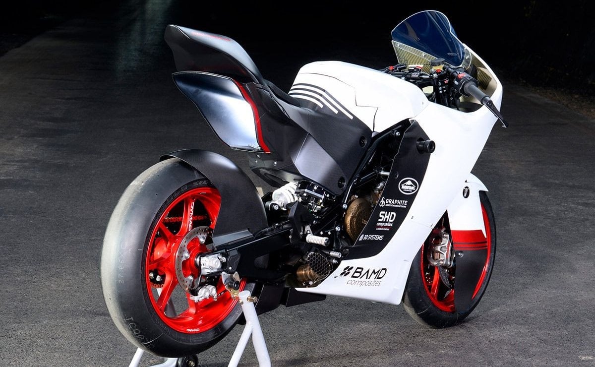 La Revolución de las Pistas: La WMC Mono RR y su Impacto en el Mundo Deportivo MDP moto deportiva motor yamaha3 La Revolución de las Pistas: La WMC Mono RR y su Impacto en el Mundo Deportivo