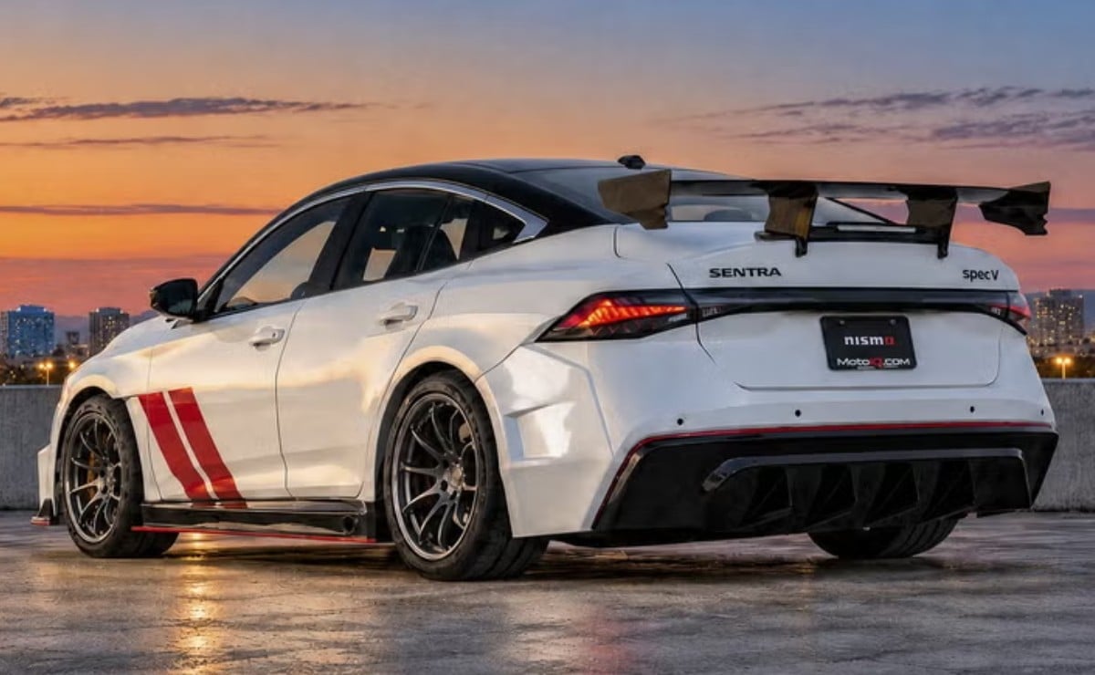 MDP nissan revive el sentra spec v con freno La Revolución del Aftermarket en SEMA: Innovación y Personalización al Máximo