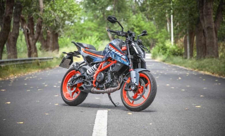 MDP prueba ktm 390 duke estatica ¿Es la KTM 390 Duke la opción más económica del segmento naked?