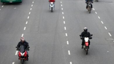 MDP puede una moto usar el arc n derecho en 1200x740 1 El Futuro de la Movilidad en Tiempo de Congestión: ¿Están las Motos Liderando el Cambio en el Tráfico Europeo?
