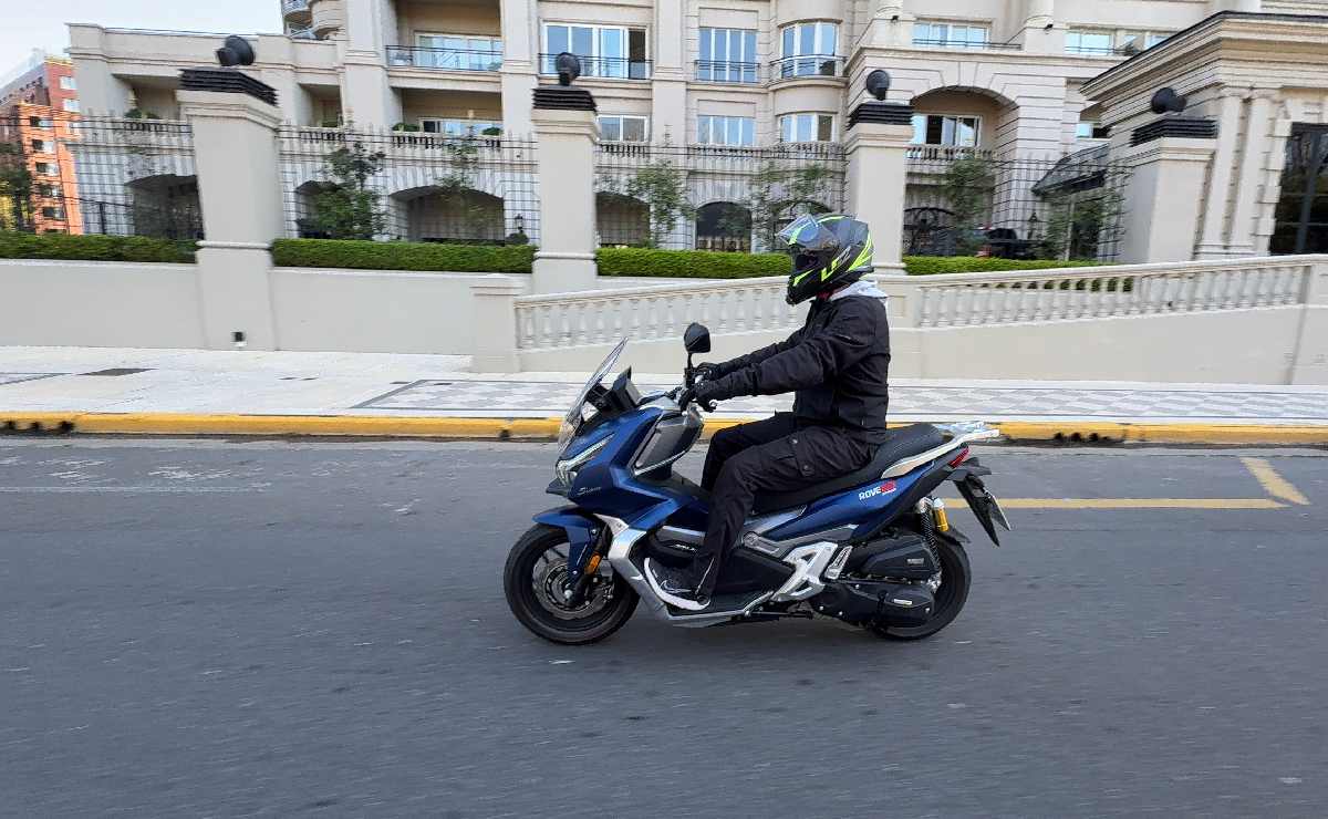 MDP siam rove adv 150 La Siam Rove 150 ADV: Un Nuevo Horizonte para Aventureros Urbanos
