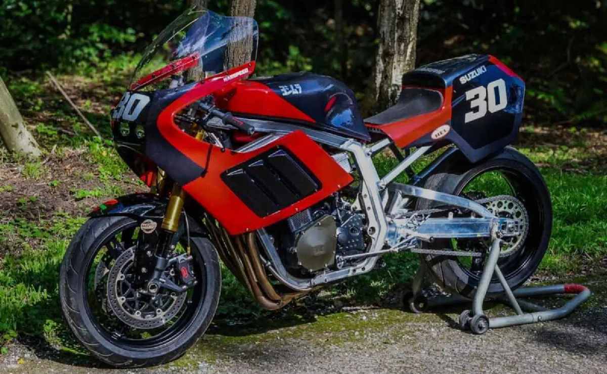 MDP suzukiGSX R Slabside 1 La Nabspeed Moto 7/11 Heaven: Una Joya Restomod que Revive la Épica Suzuki GSX-R750 de los 80