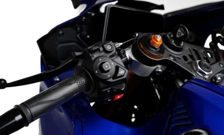 Yamaha R7: El esperado arribo al mercado brasileño con tecnología de la R1 MDP yamaha r7 edicion especial2 Yamaha R7: El esperado arribo al mercado brasileño con tecnología de la R1
