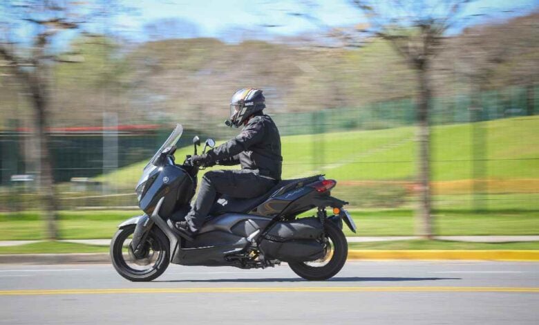 MDP yamaha xmax 300 test ride 1 1 Yamaha XMAX 300: El Scooter Que Redefine la Movilidad Urbana