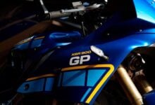 MDP yamaha xsr900 legend blue3 Yamaha XSR900 GP 2027: Un homenaje sobre ruedas a Christian Sarron con Legend Blue