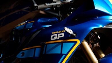 MDP yamaha xsr900 legend blue3 Yamaha XSR900 GP 2027: Un homenaje sobre ruedas a Christian Sarron con Legend Blue